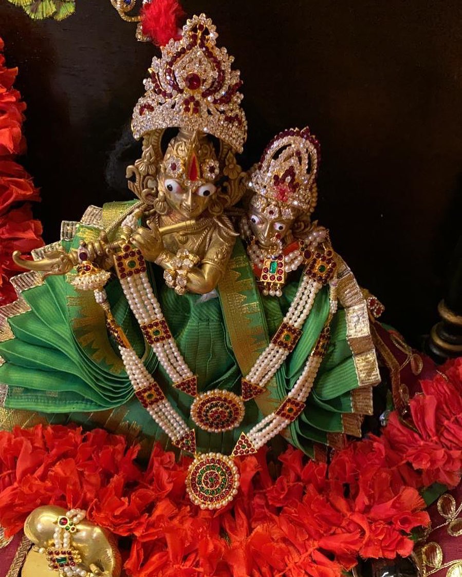Radha Krishna Poshak and Shringar, a poshak & shringar piece.