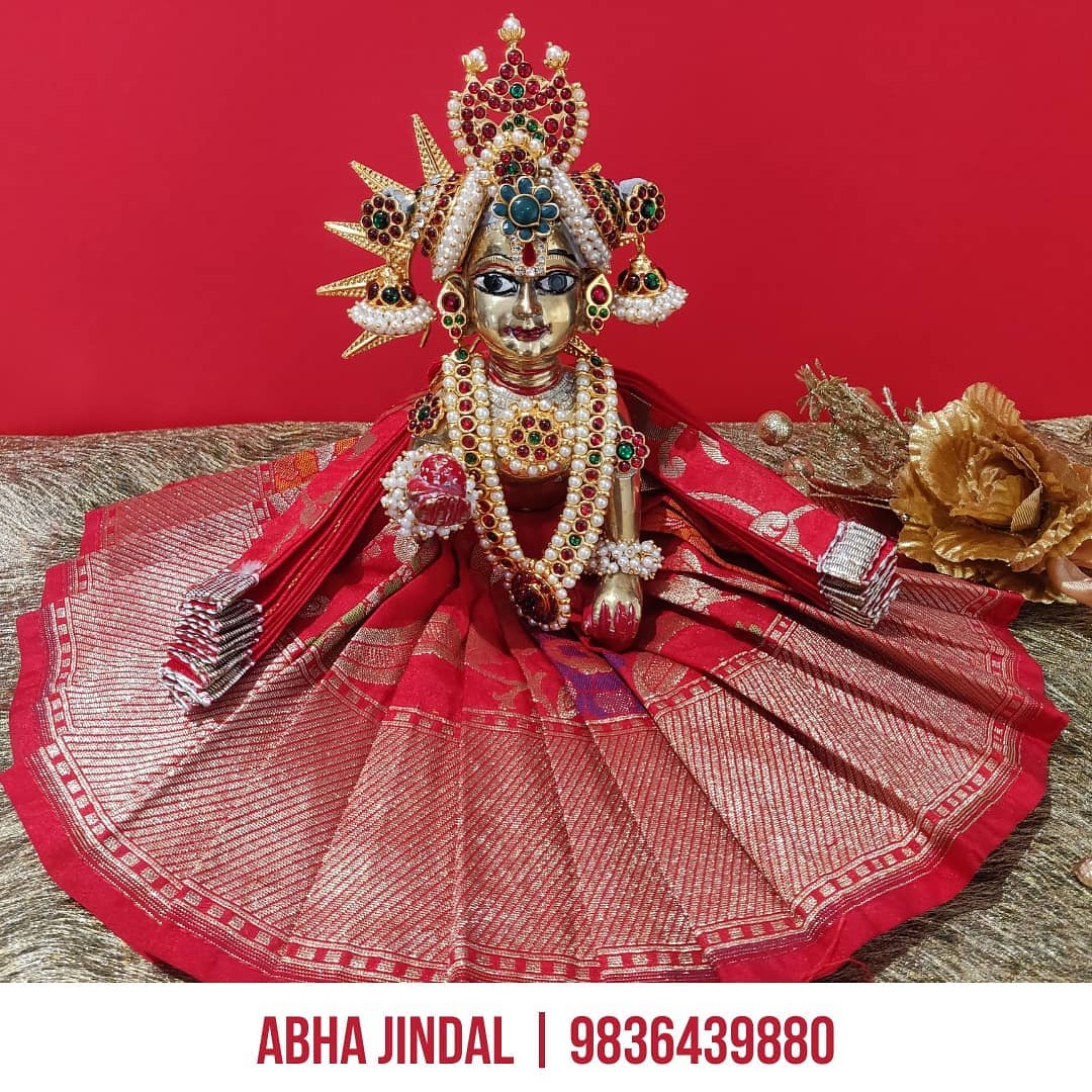 Premium Kanha Poshak and Jewellery, a poshak & shringar piece associated in the caption with Krishna, shown in a 3-image Instagram carousel. Image 3 of 3.